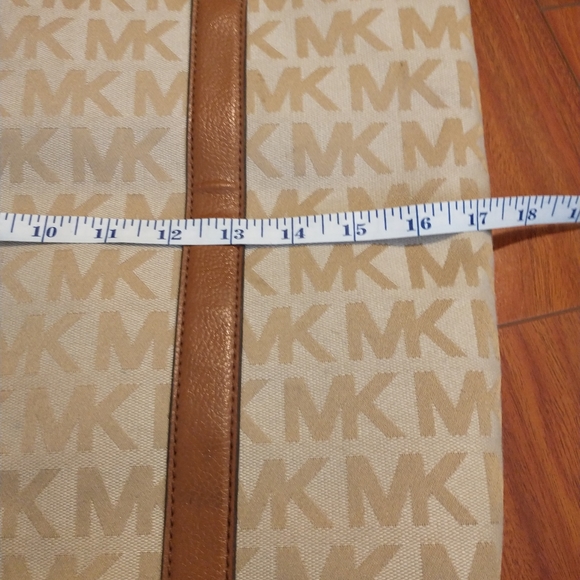 Bag and Wallet Michael Kors - Picture 9 of 16